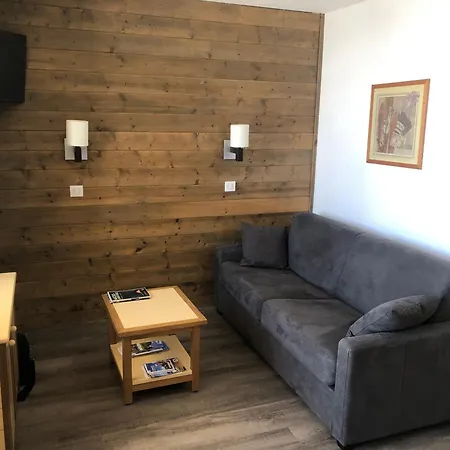 Apartment 28m2 Vue Pistes Plein Sud Du Dimanche Au Dimanche *