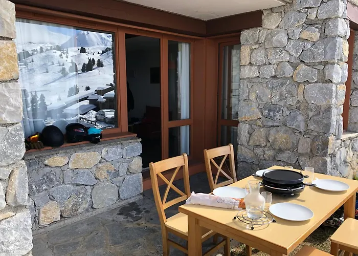 28m2 Vue Pistes Plein Sud Du Dimanche Au Dimanche *